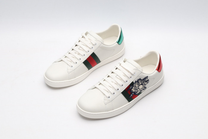 gi ace embroidered low-top sneaker