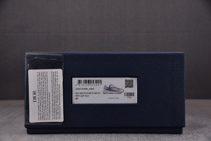 dr b30 trainer sneaker