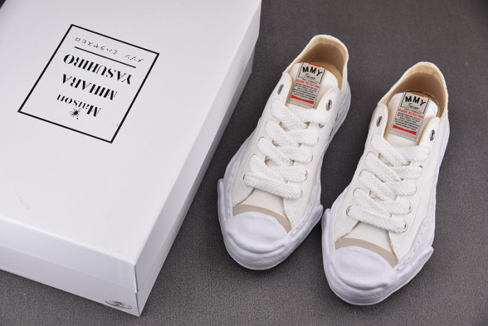 Ma*s*n mihara yasuhiro sneaker