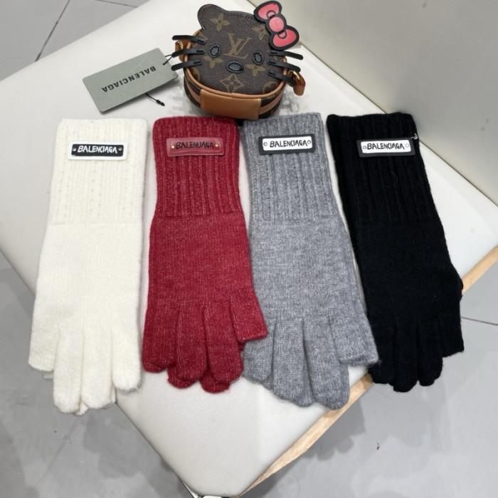 BALENCI GLOVES