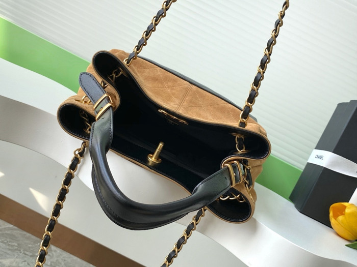 CHNEL BAG 33×28.5×10.5cm