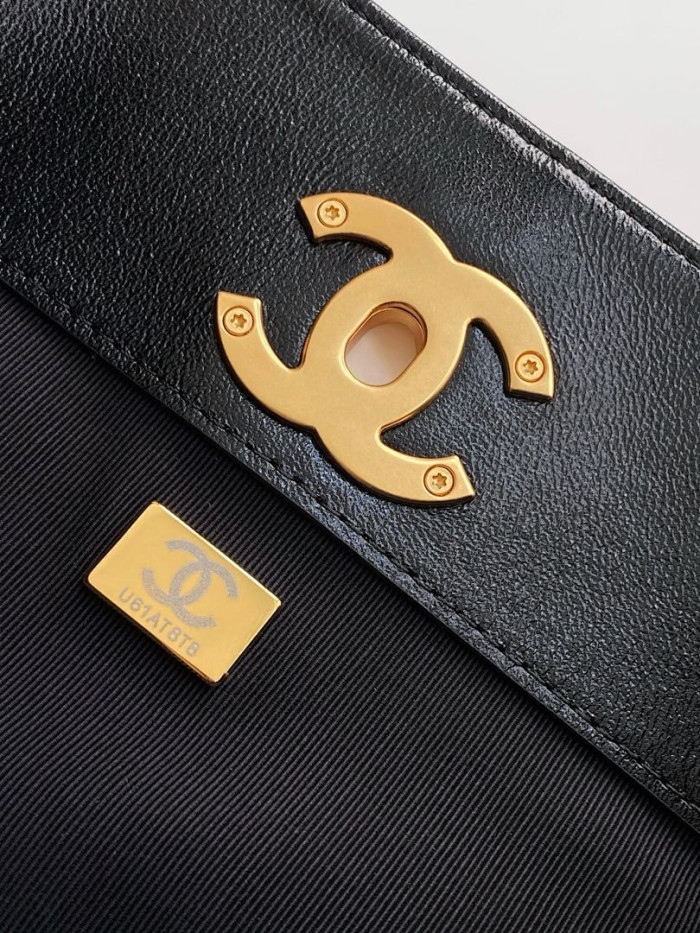 CHNEL BAG 33×28.5×10.5cm