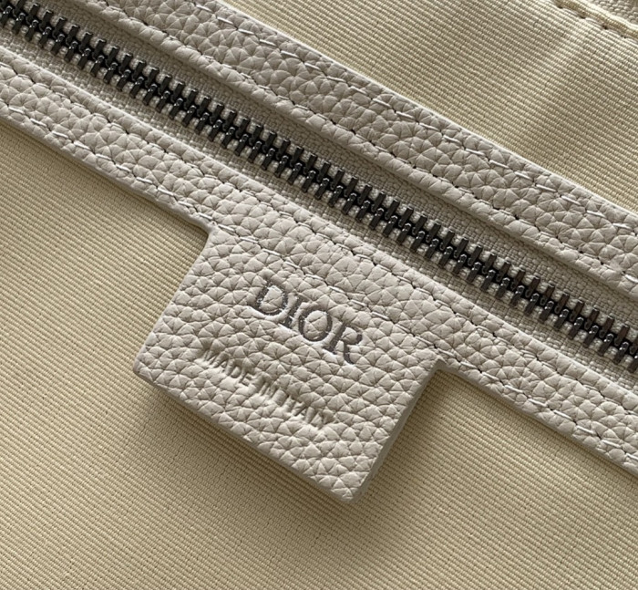 D1OR BAG 57.5x34.5x22cm