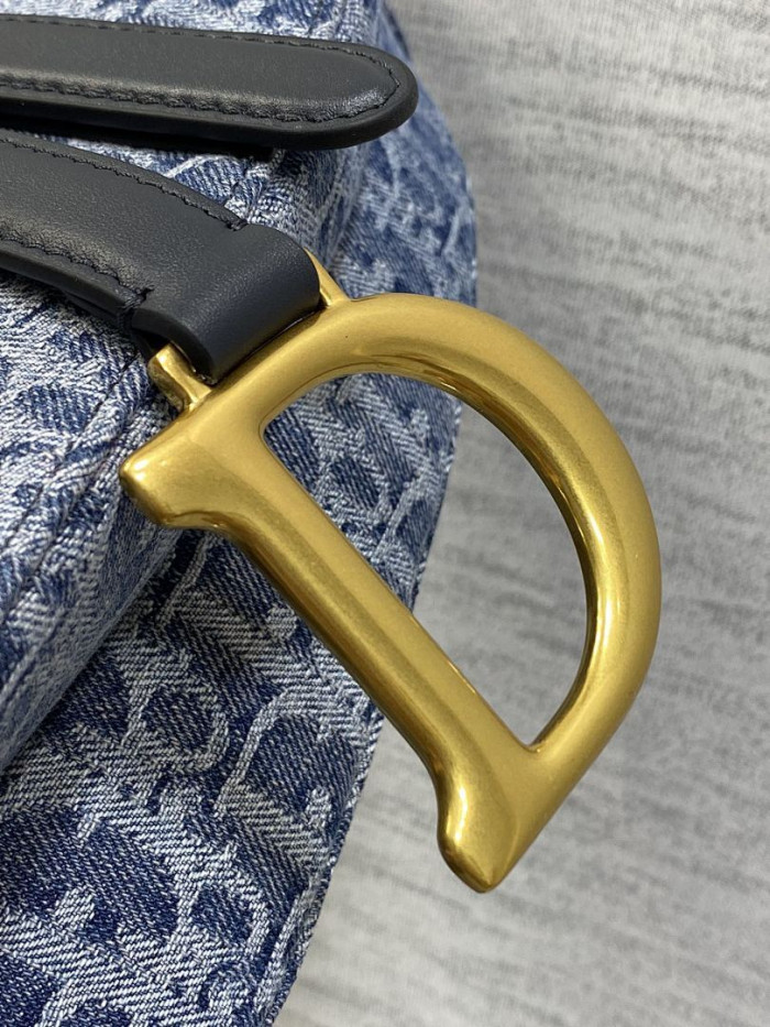 D1OR BAG 19.5×16×6.5cm