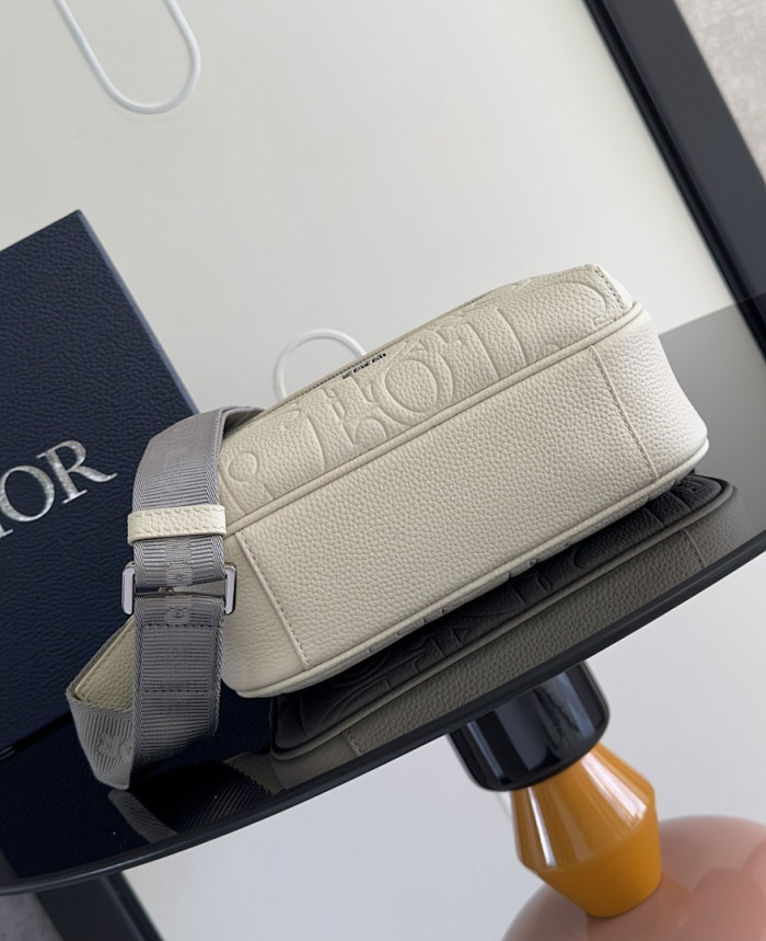 D1OR BAG 23x17x7.5cm