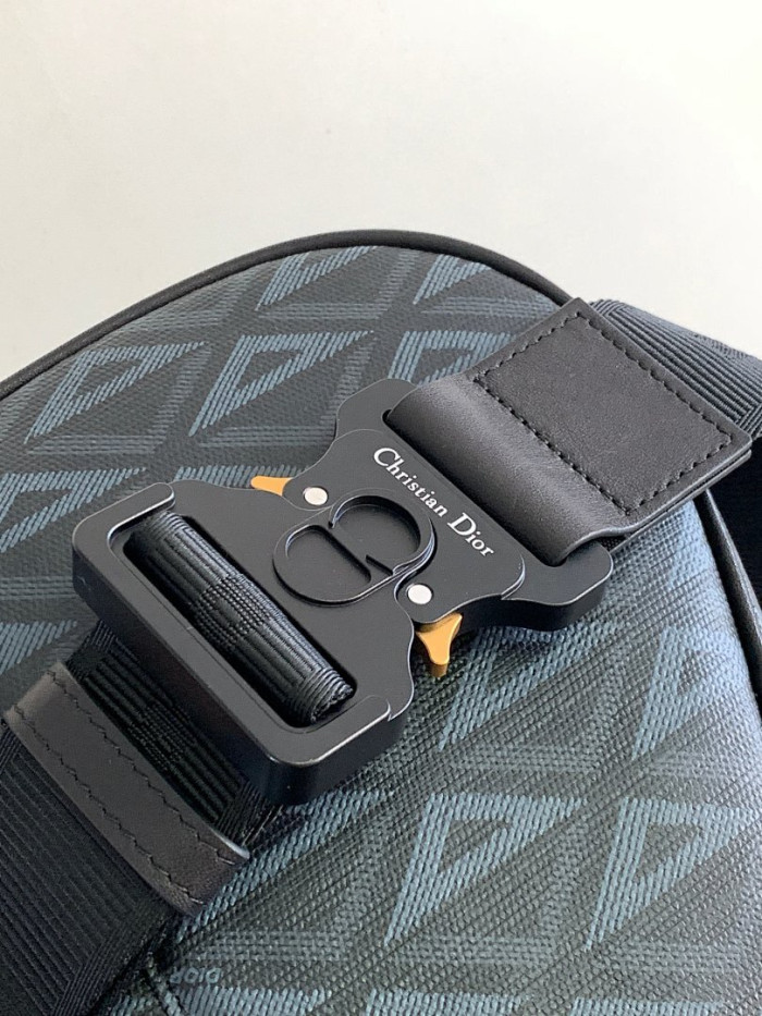 D1OR BAG 26x19x4.5cm