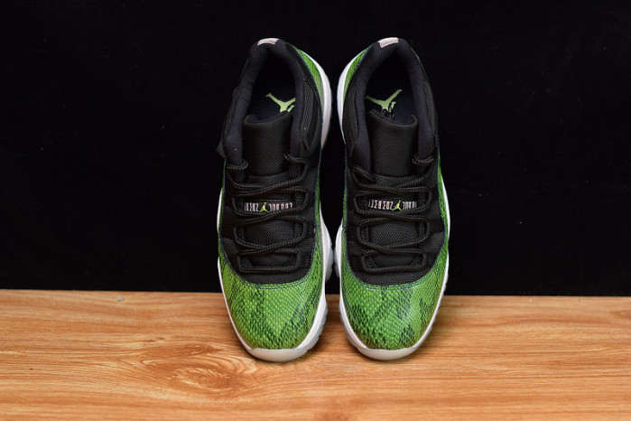 jordan 11 retro low green snakeskin - 528895-033