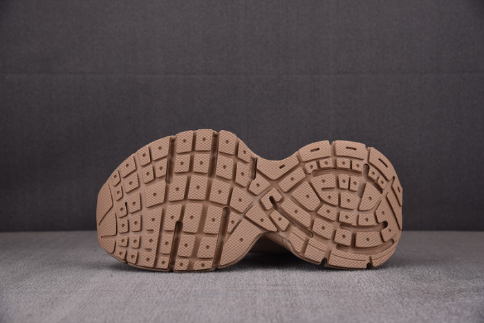 bl 3xl speed trainer sneakers sole