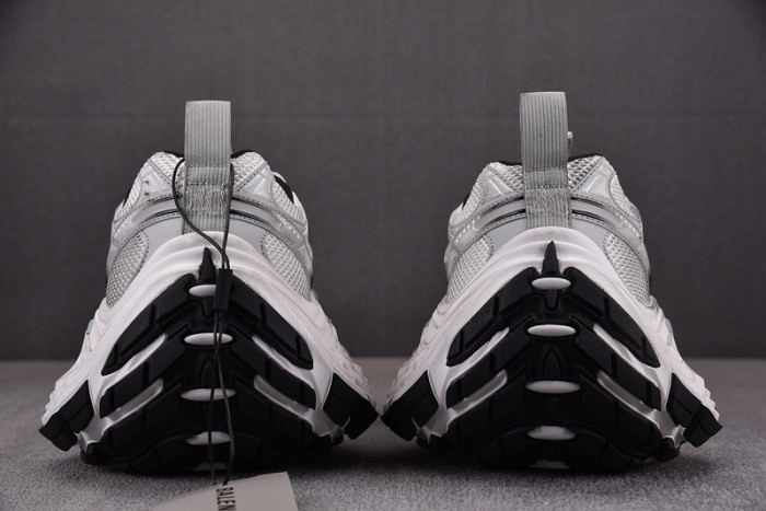 bl 10xl speed trainer sneaker