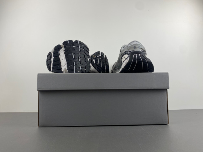 bl sneaker 803682-w3st4-1100