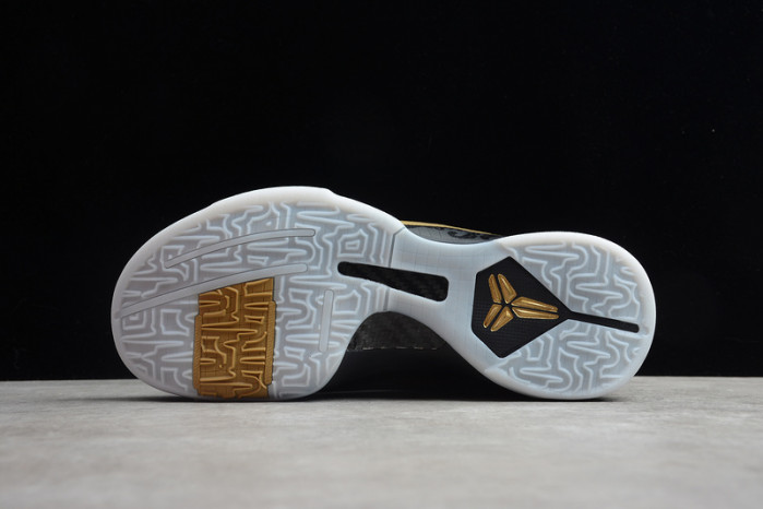kobe 5 big stage away black/metallic gold-white 386429-008