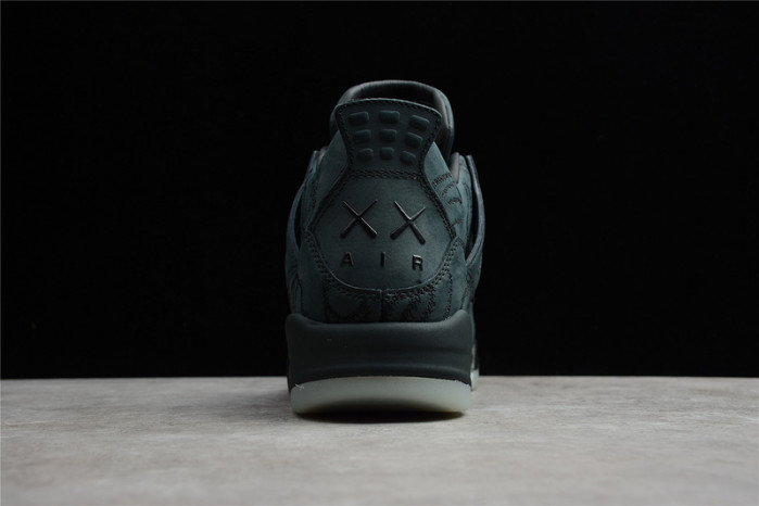 air jordan 4 retro kaws black 930155-001