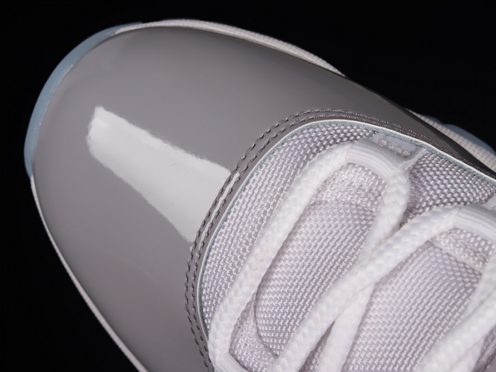 air jordan 11 retro low cement grey av2187-140