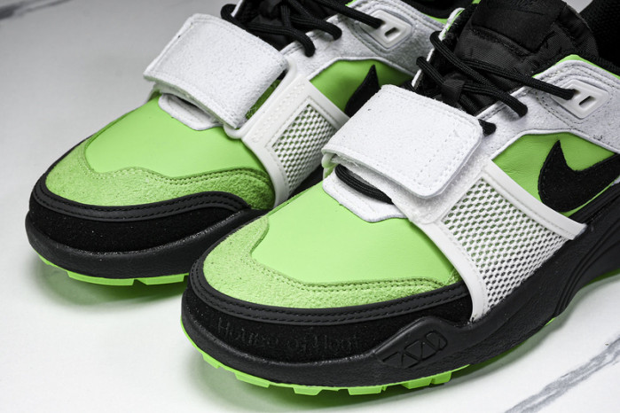 Travis Scott x Nike Zoom Field Jaxx HQ3061-104