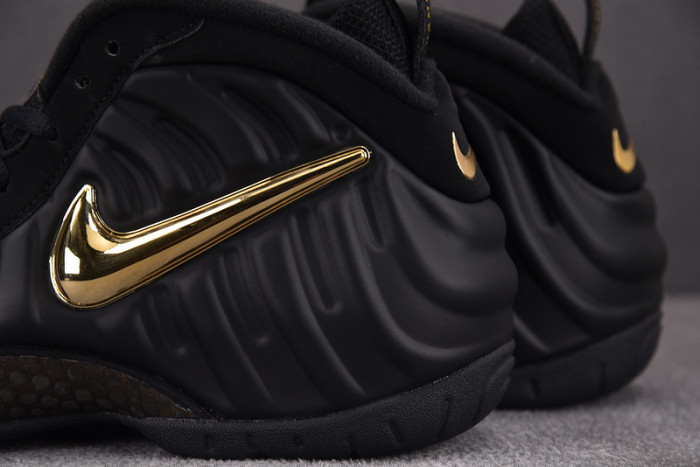 Nike Air Foamposite Pro “Black/Metallic Gold” 624041-009