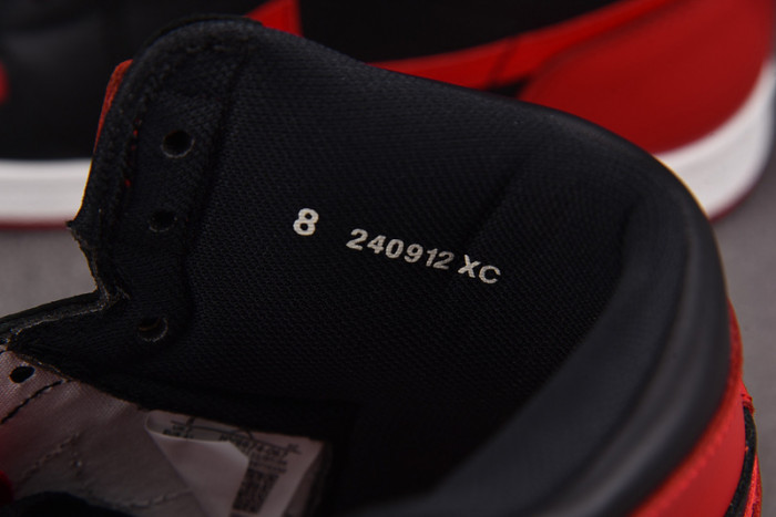 Air Jordan 1 Retro 85 