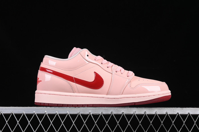 AIR JORDAN 1 LOW VALENTINE