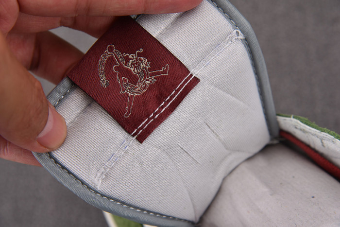 AIR JORDAN 1 RETRO LOW OG YEAR OF THE DRAGON FN3727-100