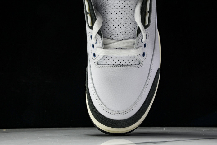 AIR JORDAN 3 OG "DIFFUSED BLUE" HV8571-100