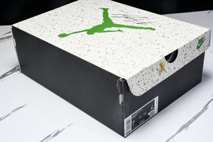 Air Jordan 4 RM "Gorge Green" FQ7939-003