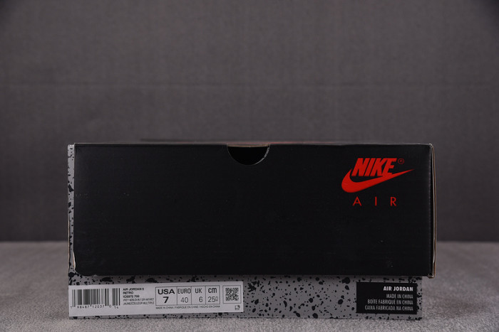 Air Jordan 5 “Tokyo” IO3372-700