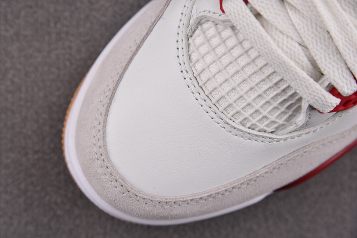 Nike SB x Air Jordan 4 Retro SP 