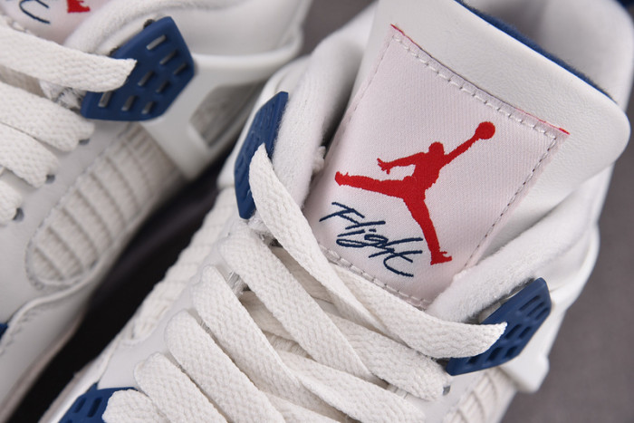 Nike SB x Air Jordan 4 “Navy” DR5415-100