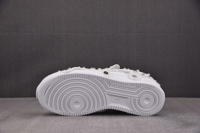 NIKE AIR FORCE 1 Swarovski Retroreflective Crystals White CV7668-100