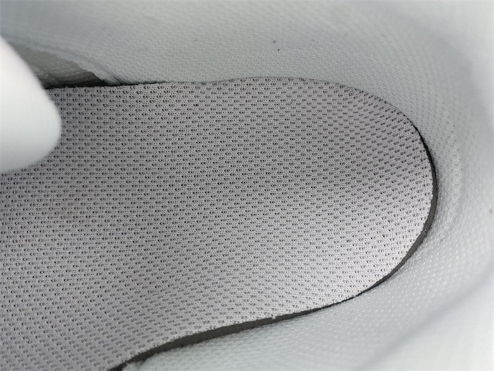 air more uptempo dh9719-100