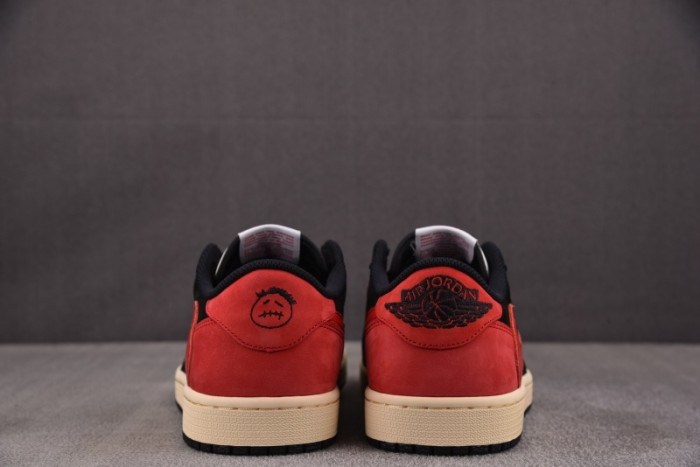 TRAVIS SCOTT X AIR JORDAN 1 LOW OG DM7866-061