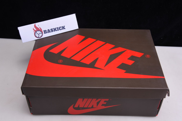 travis scott x air jordan 1 retro high reverse cd4487-101