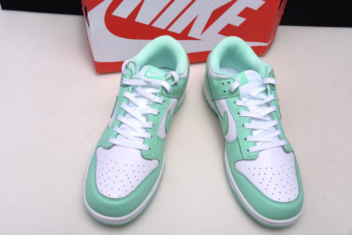 nike dunk low ＂green glow＂dd1503-105