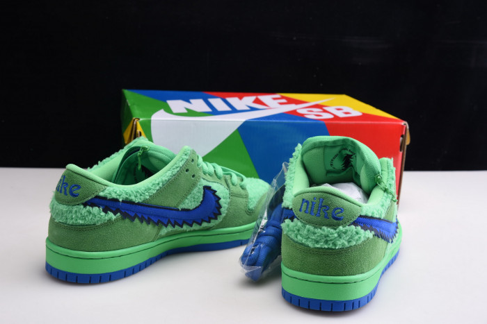 nike sb dunk low grateful dead bears green - cj5378-300