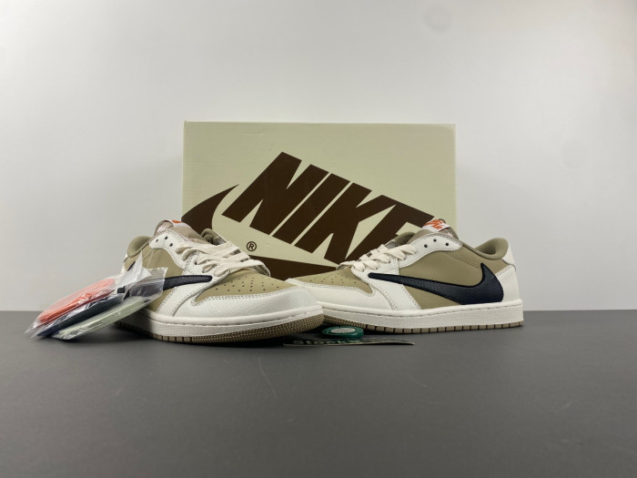 TRAVIS SCOTT X AIR JORDAN 1 LOW OG DZ4137-701