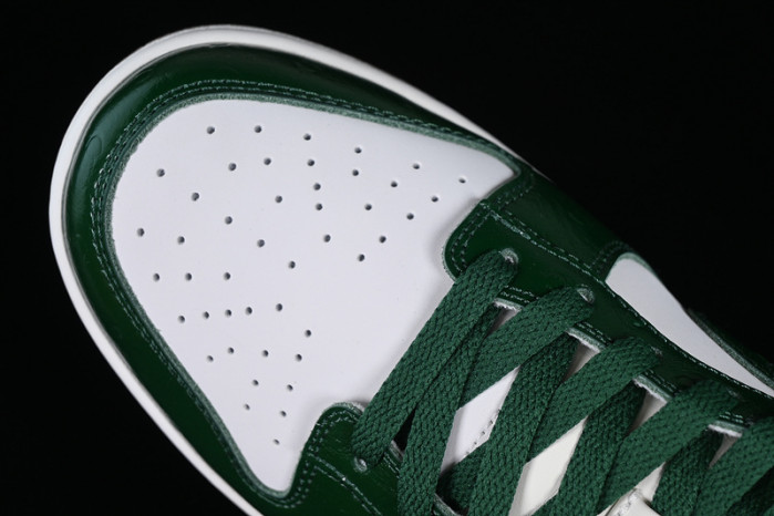 nike sb dunk low green ostrich gum fj2260-002