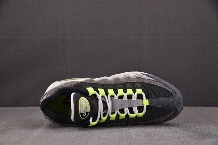 Nike Air Max 95 OG Reverse Gradient Neon HM4738-001