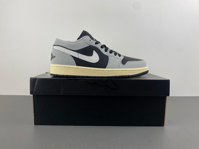 Air Jordan 1 Low "Light Smoke Grey" HQ2010-012