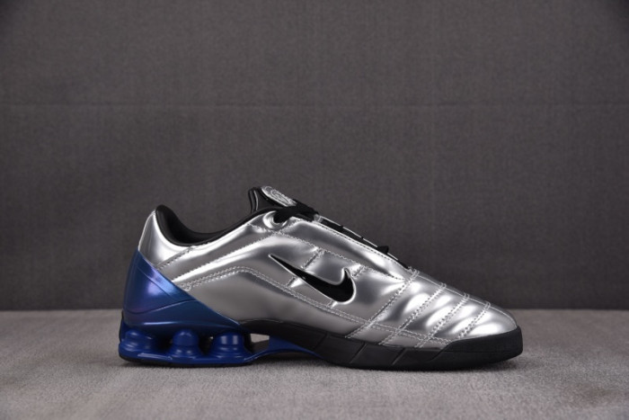 NIKE Total 90 Secutor Shox Magia Maha Amsterdam Metallic Silver HQ5407-001