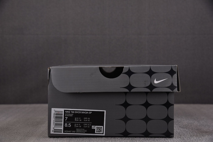 NIKE Total 90 Secutor Shox Magia SP Maha Amsterdam HQ5407-002