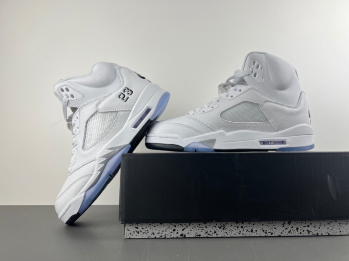 Jordan 5 Retro White Metallic (2026) - HQ7978-103