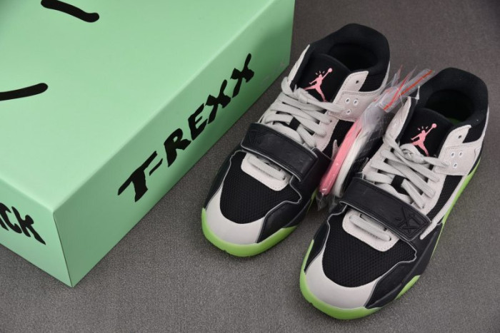 TRAVIS SCOTT X JORDAN JUMPMAN JACK TR CHASE B BLACK NIGHT SILVER IH7971-001