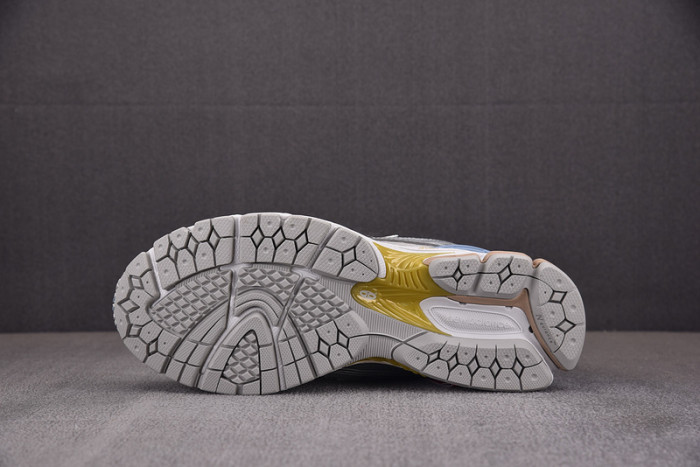 new balance 1906r kith m1906rkc