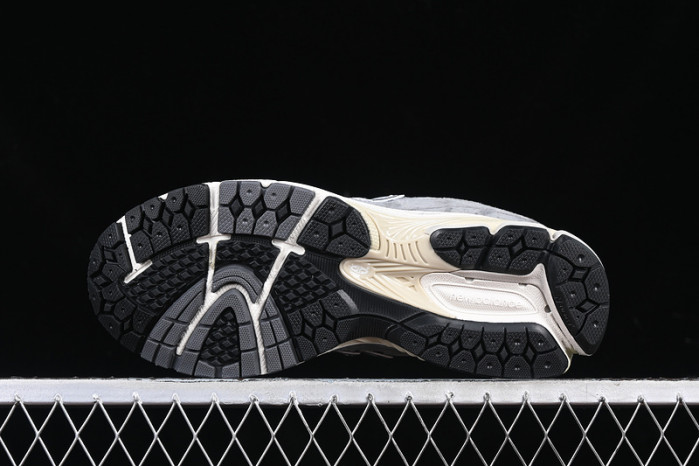NEW BALANCE 2002R SHADOW GREY M2002RNM