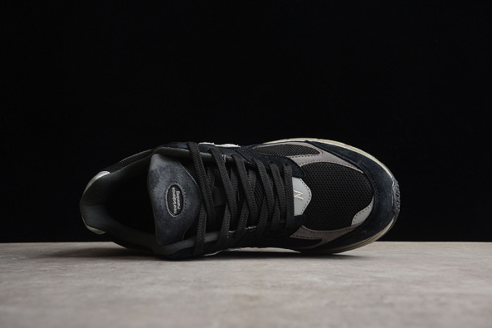 new balance 2002r protection m2002rr1