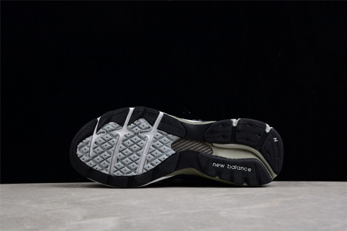 new balance 2002r protection m990nb3