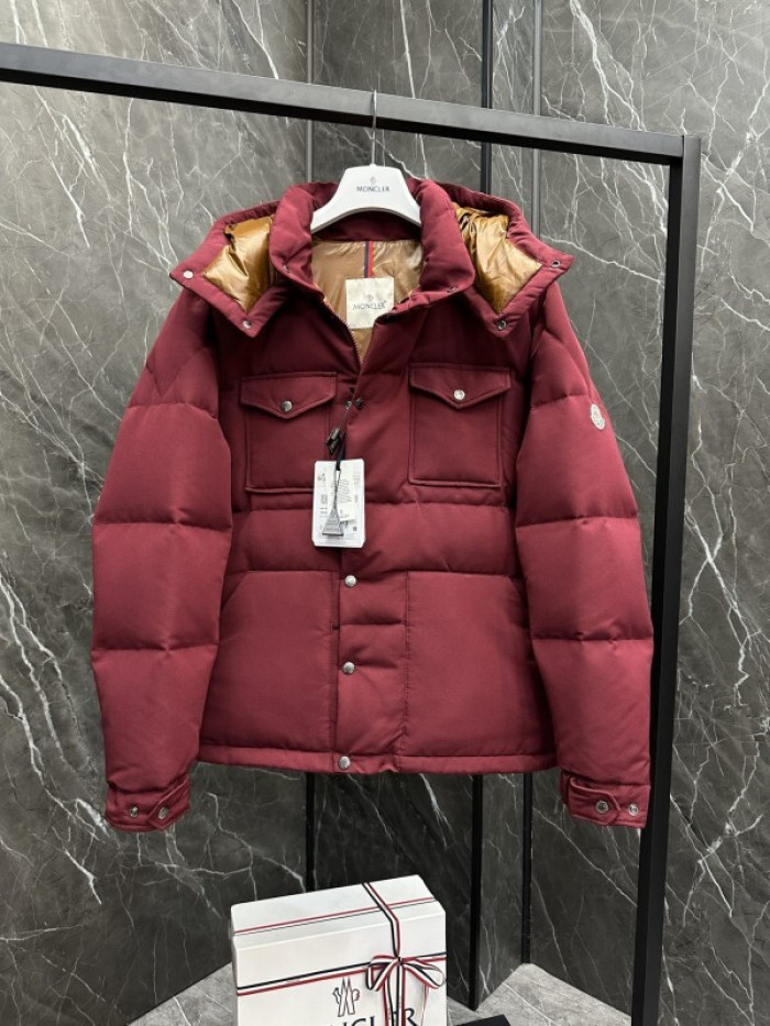 M0NCLER COAT