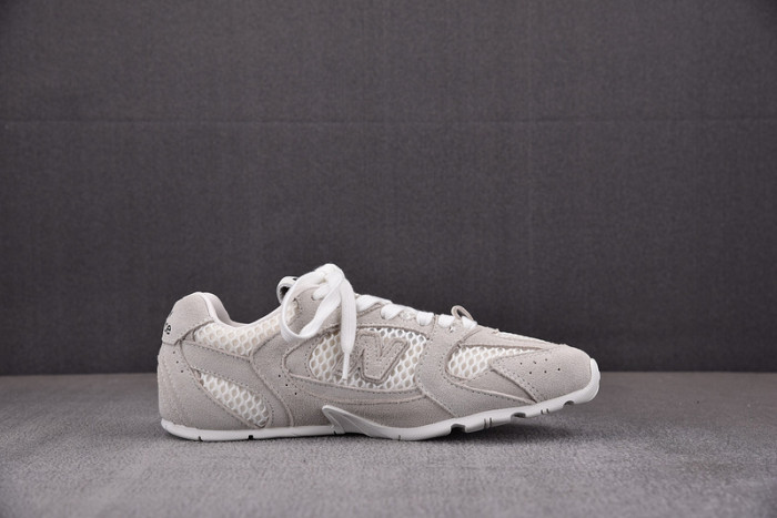 new balance x miu miu nb5300