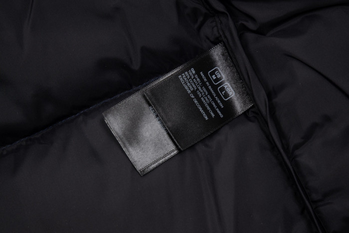 the n0r*h Fa*e 1996 p112004205