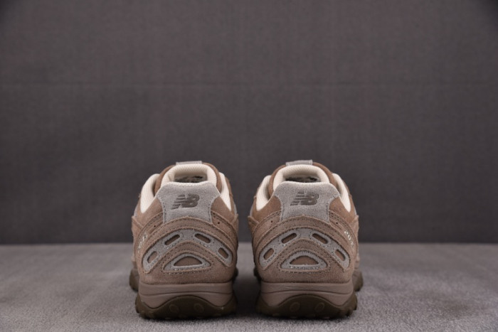 New Balance 204L Mushroom Arid Stone U204LMMA