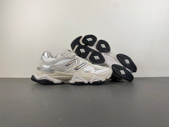 New Balance 9060 U9060JRB
